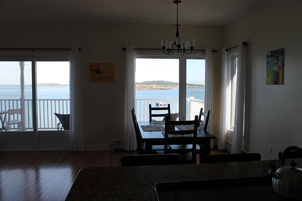 The Inn On The Wharf Lubec Exterior foto